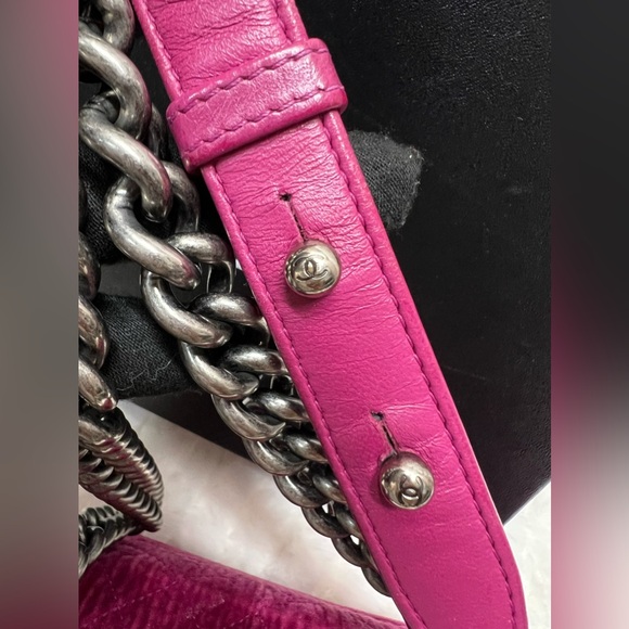 CHANEL Pink Velvet Quilted Small Boy Bag-17334532 - Picture 8 of 15